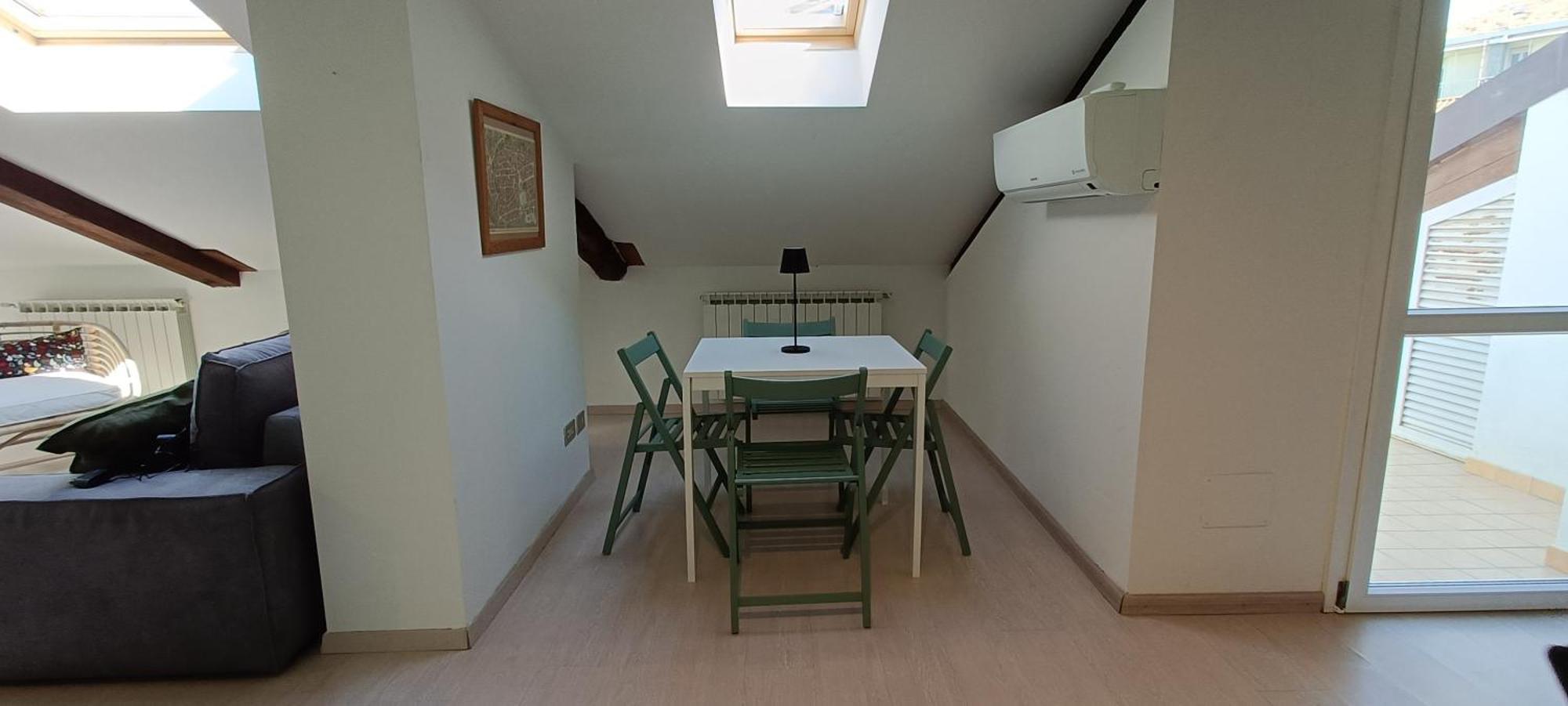 Centro Storico-Mansarda Verde Con Terrazzino E A/C Asti Zewnętrze zdjęcie